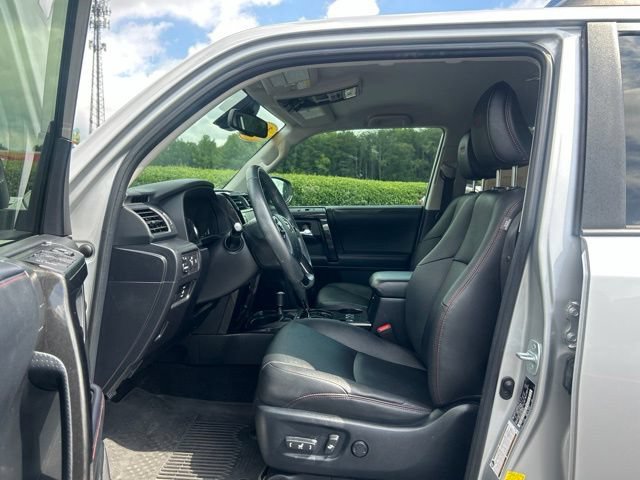 Used 2020 Toyota 4Runner Venture AWD/4WD image 16