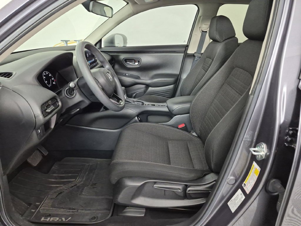 Used 2023 Honda HR-V LX image 16