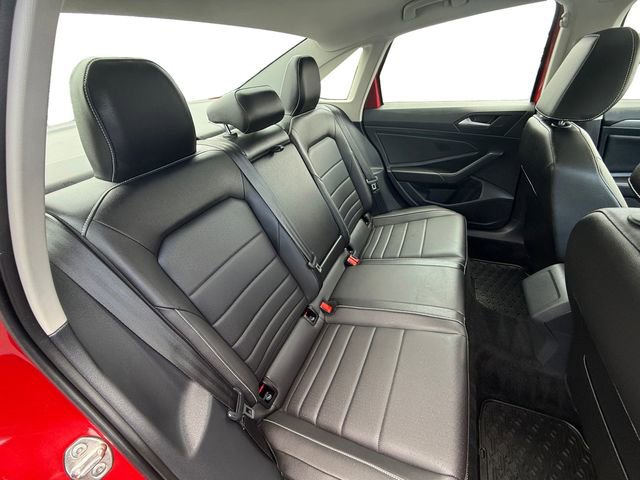 Used 2023 Volkswagen Jetta SE w/ Panoramic Sunroof Package FWD image 23