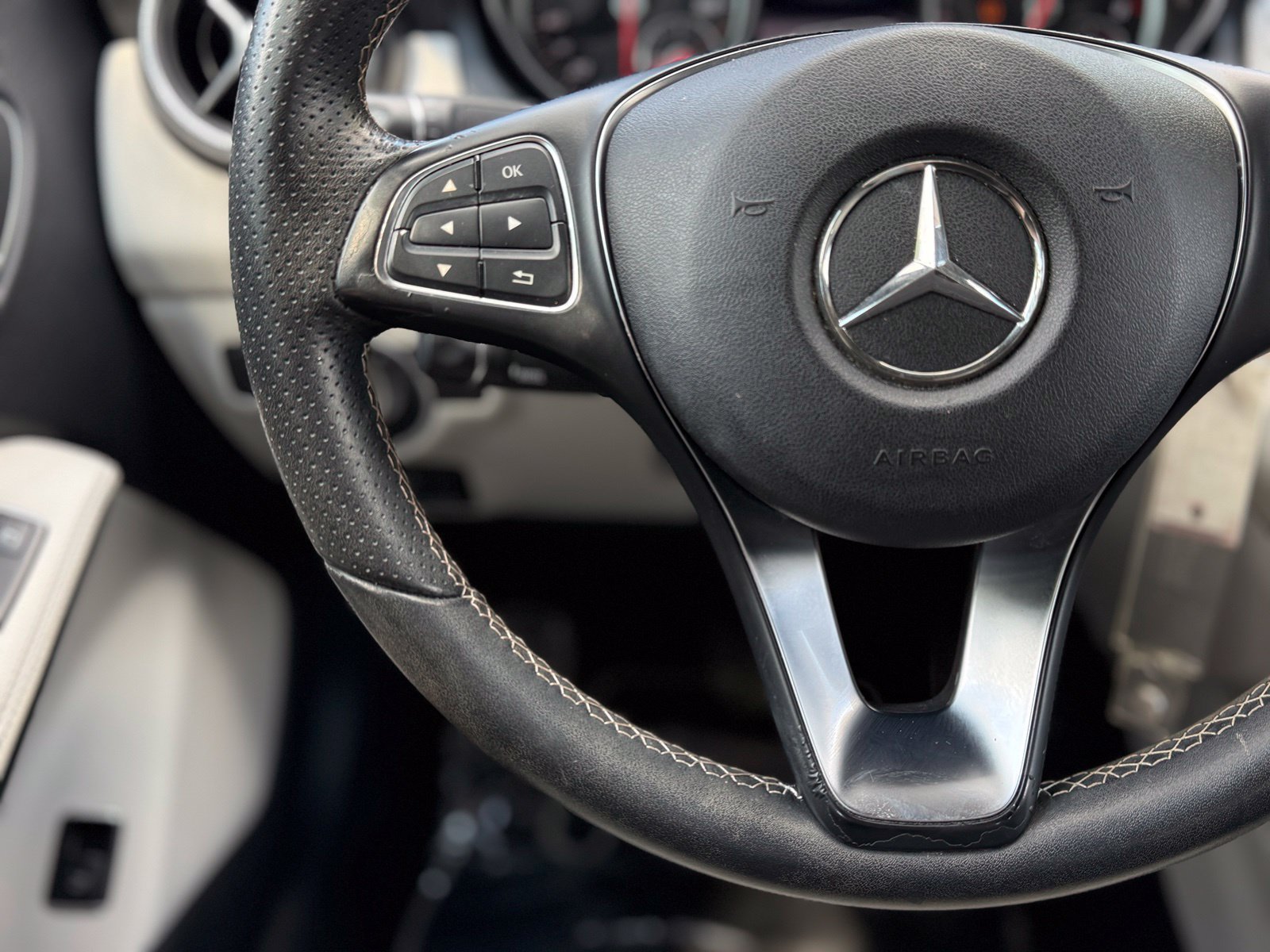 Used 2017 Mercedes-Benz CLA 250 4MATIC image 26