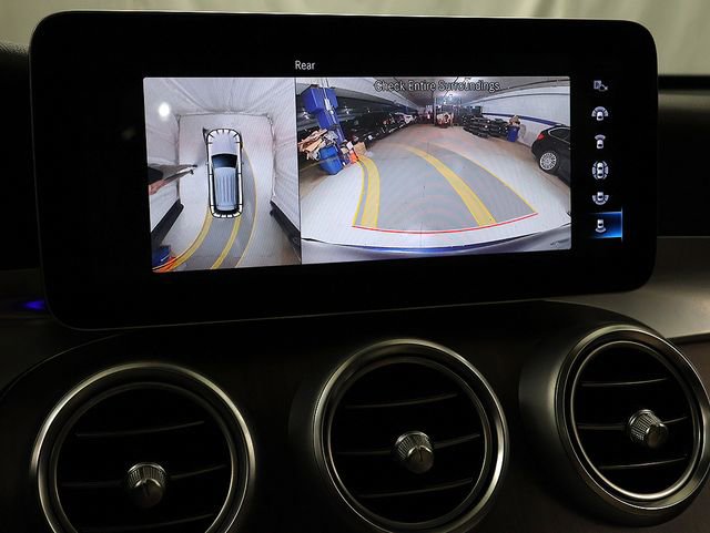 Used 2022 Mercedes-Benz GLC 300 4MATIC image 21