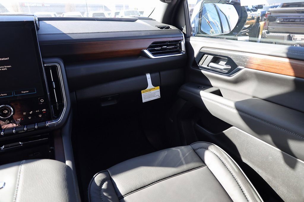 New 2026 GMC Yukon Denali w/ Advanced Technology Package image 21