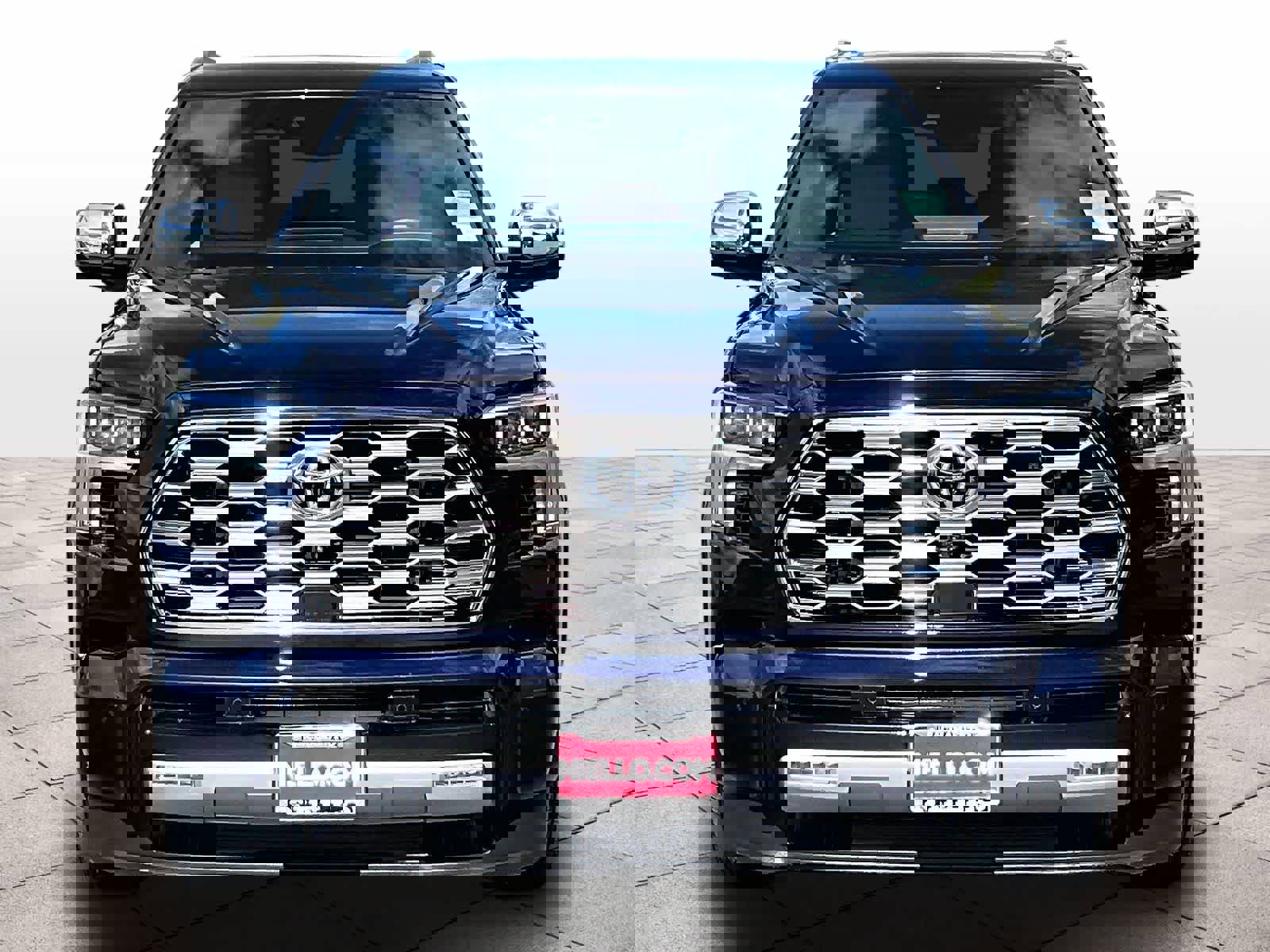 Used 2023 Toyota Sequoia Capstone image 3