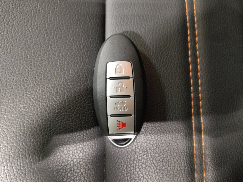 Used 2020 Nissan Kicks SR w/ SR Premium Package image 32