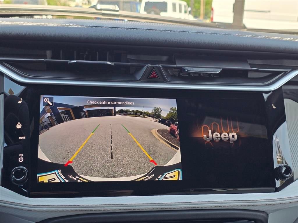 New 2026 Jeep Cherokee Limited image 11