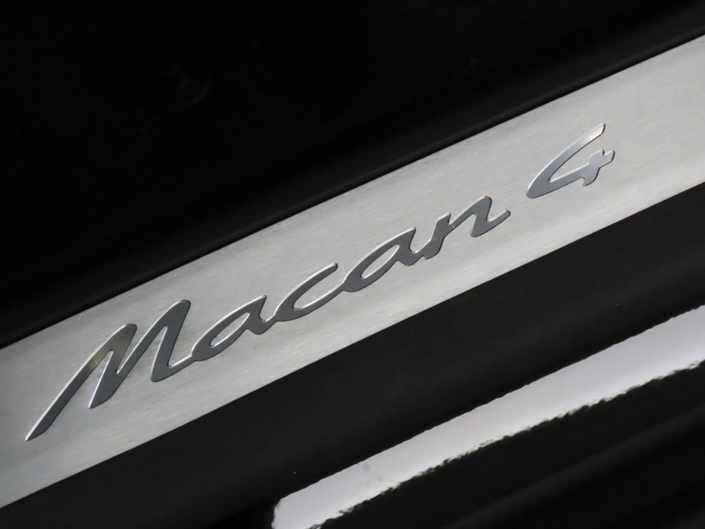 New 2026 Porsche Macan 4 Electric AWD/4WD image 42