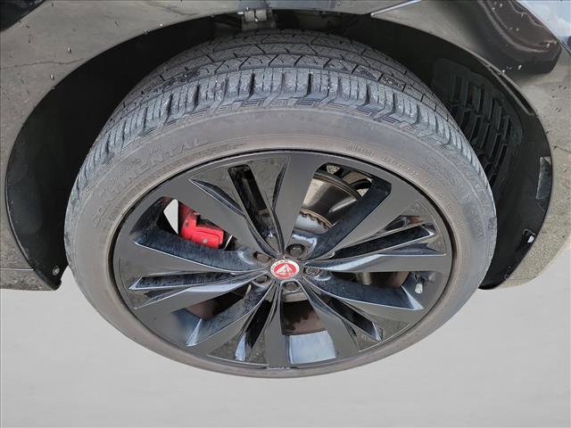 Used 2023 Jaguar F-PACE R-Dynamic S AWD/4WD image 10