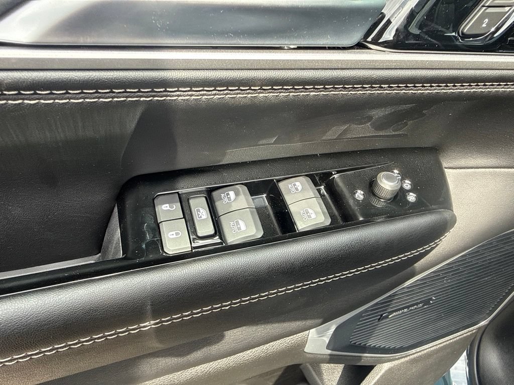 New 2026 Jeep Grand Wagoneer Limited AWD/4WD image 18