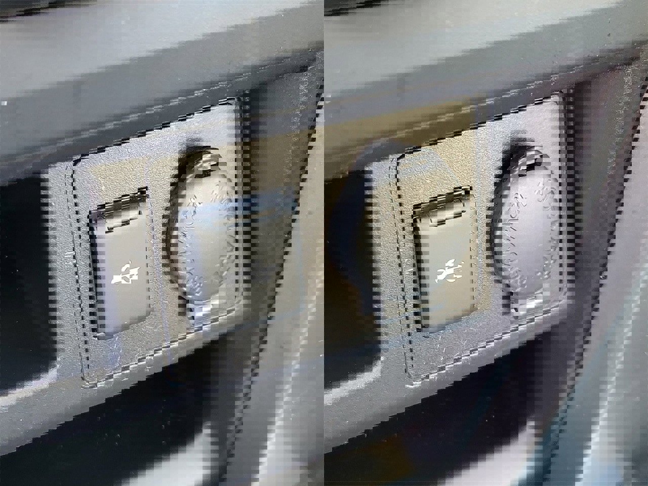 Used 2023 Toyota 4Runner SR5 image 27