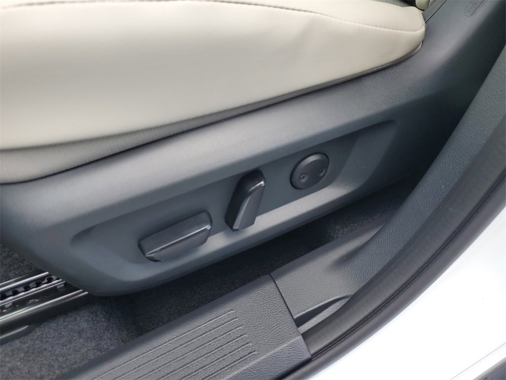 New 2026 Nissan Rogue SV image 20