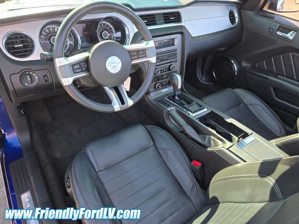 Used 2013 Ford Mustang Premium RWD image 10