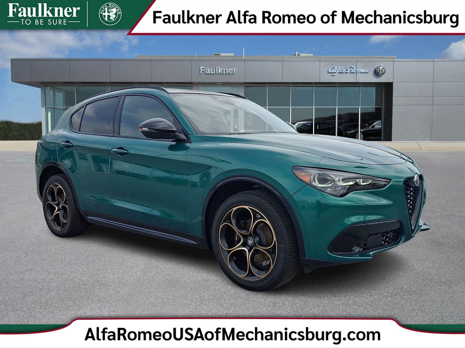 New 2025 Alfa Romeo Stelvio Sprint image 1