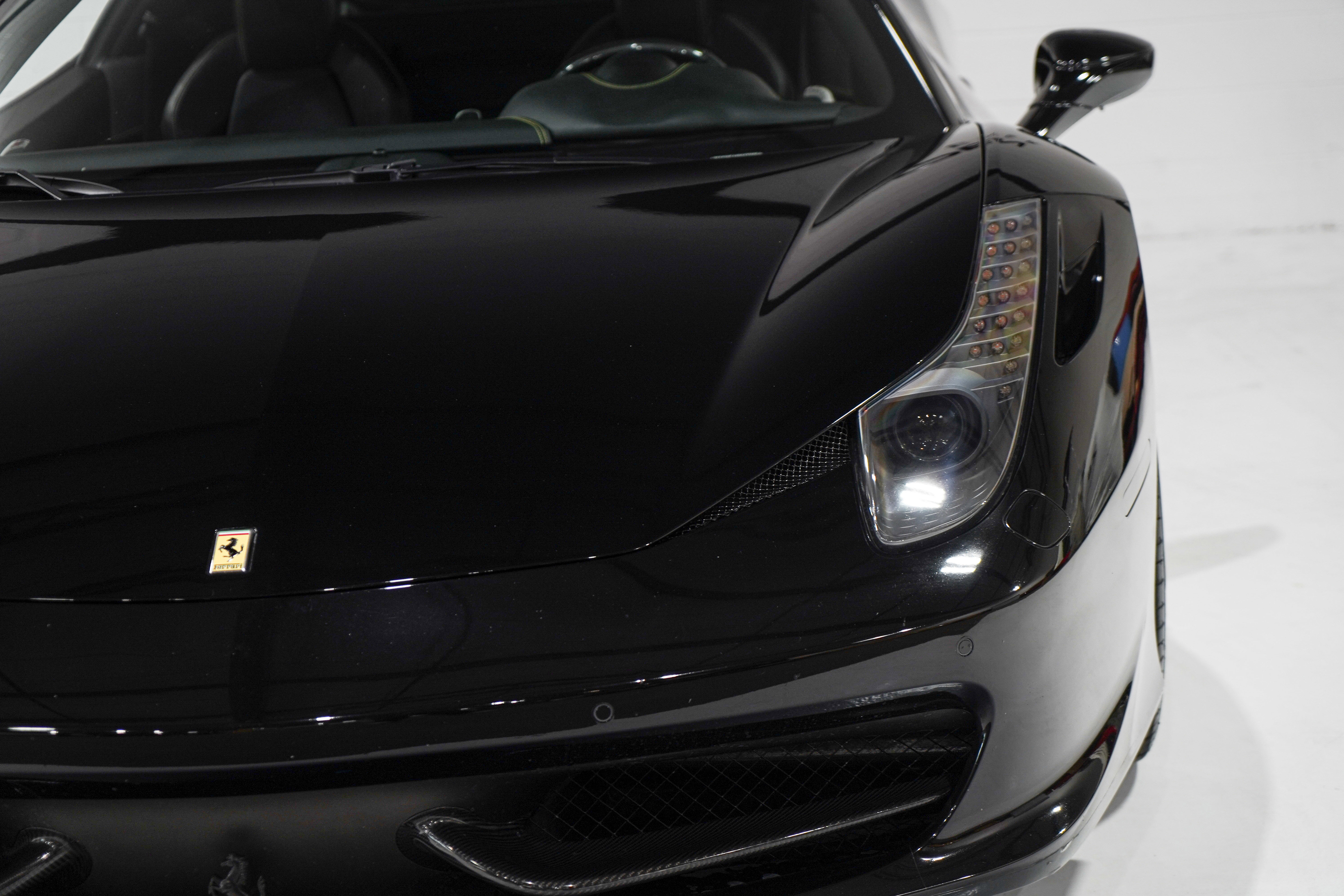 Used 2011 Ferrari 458 Italia Coupe RWD image 27