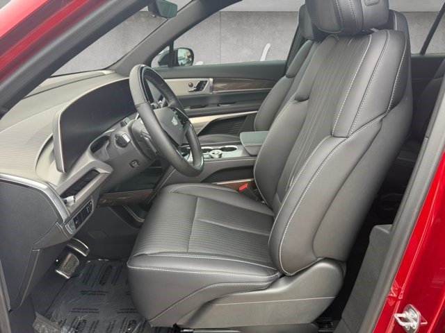 Certified 2026 Cadillac Vistiq Sport AWD/4WD image 23