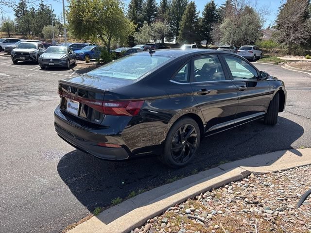 New 2026 Volkswagen Jetta SE FWD image 6