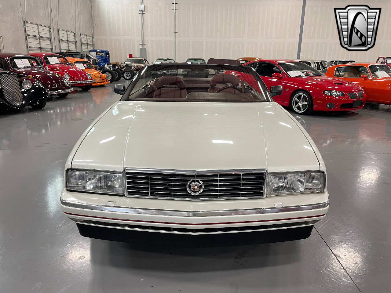 Used 1989 Cadillac Allante image 2
