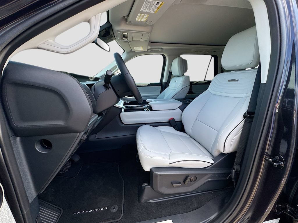 New 2026 Ford Expedition Max Platinum w/ Platinum Ultimate Package AWD/4WD image 25