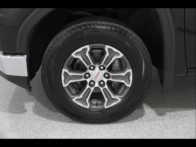 Used 2025 GMC Sierra 1500 SLT image 23