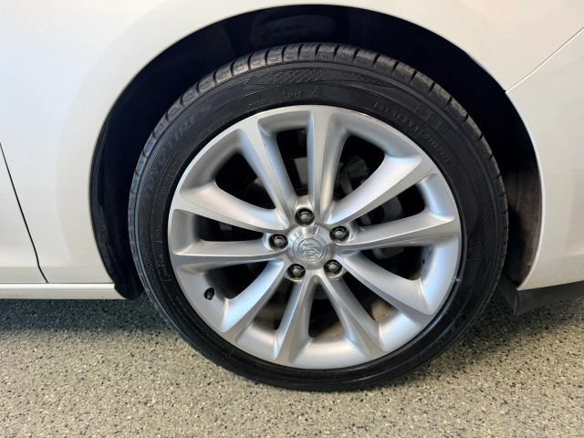 Used 2015 Buick Verano Leather w/ Experience Buick Package FWD image 16