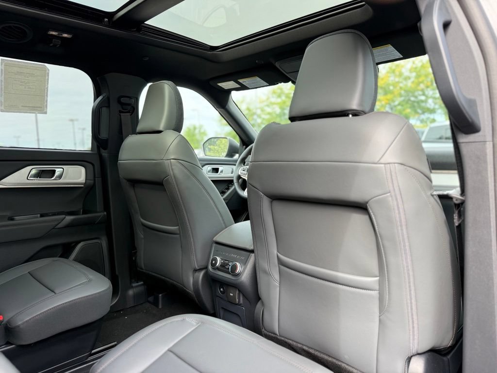 New 2027 Ford Explorer Active w/ Active Comfort Package AWD/4WD image 17