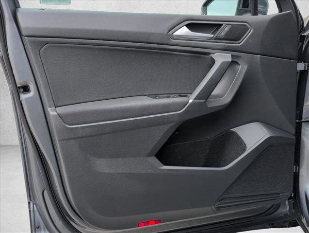 Used 2020 Volkswagen Tiguan S image 10