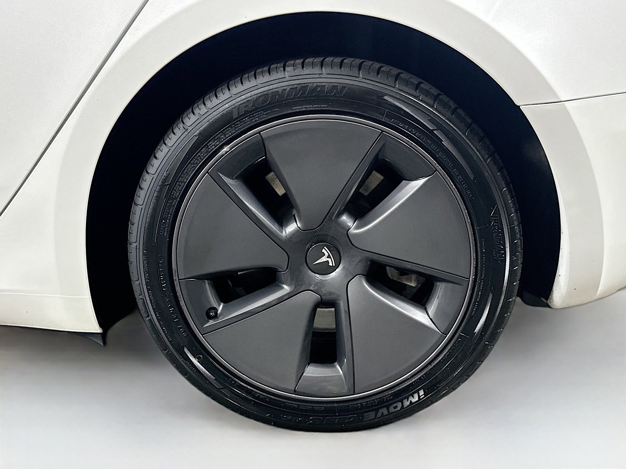 Used 2023 Tesla Model 3 Standard Range RWD image 11