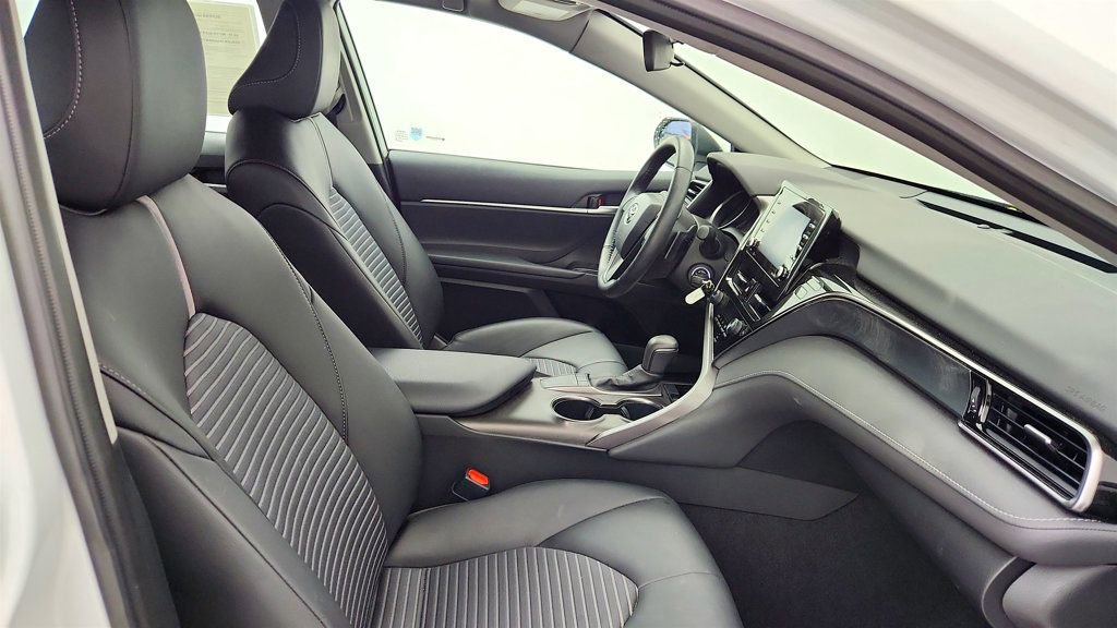 Used 2023 Toyota Camry SE FWD image 22