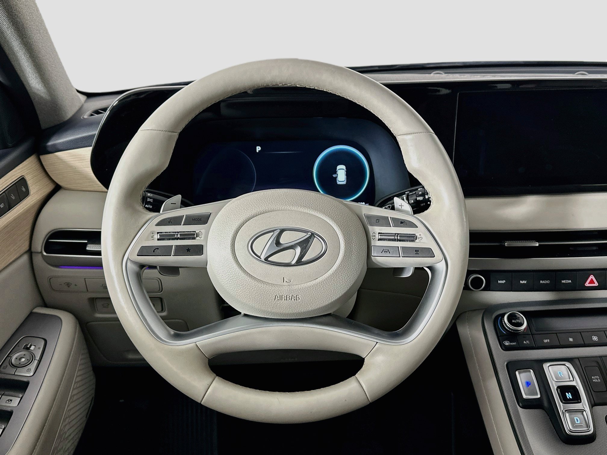 Used 2024 Hyundai Palisade Limited AWD/4WD image 18