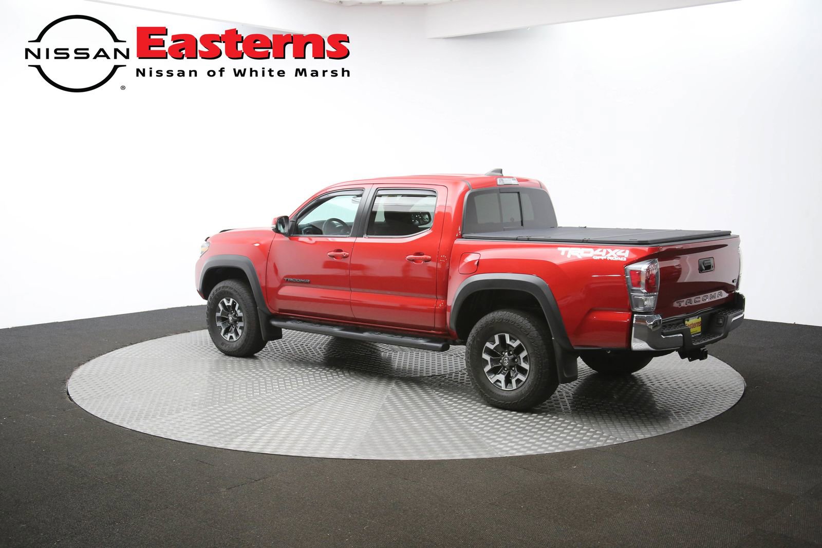 Used 2022 Toyota Tacoma TRD Off-Road w/ Black Out Package (TMS) image 85