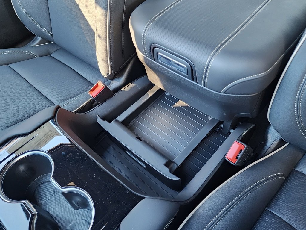 New 2026 GMC Yukon Elevation image 36