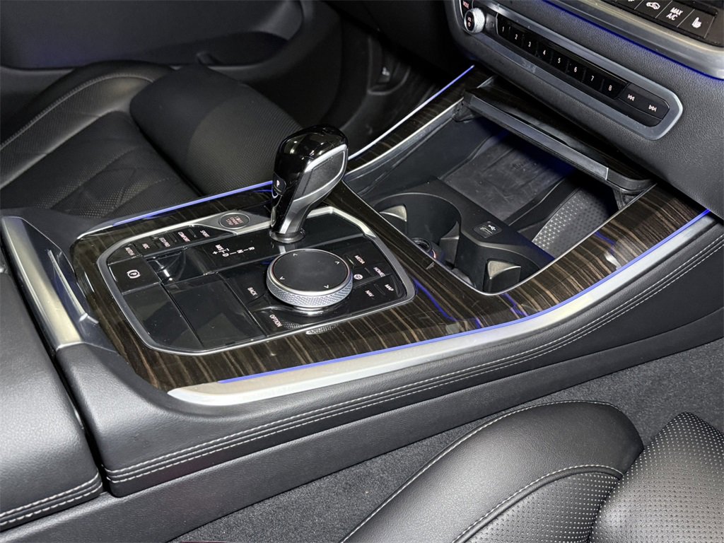 Used 2023 BMW X5 xDrive40i w/ Premium Package image 10