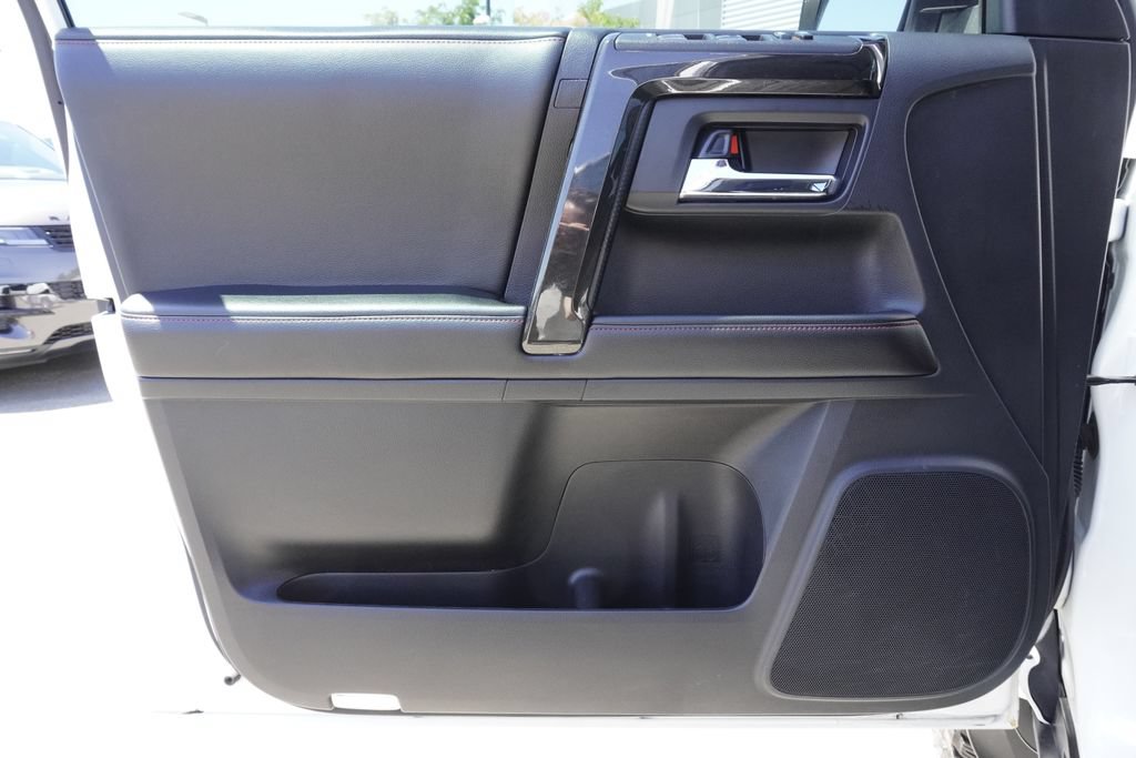 Used 2015 Toyota 4Runner Trail Premium AWD/4WD image 17