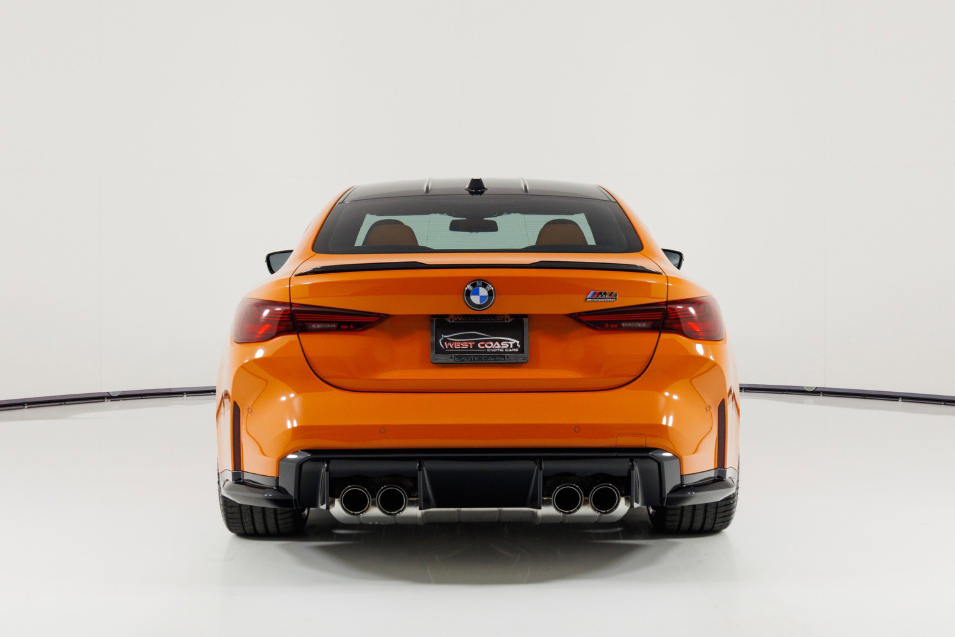 Used 2026 BMW M4 Competition RWD image 4