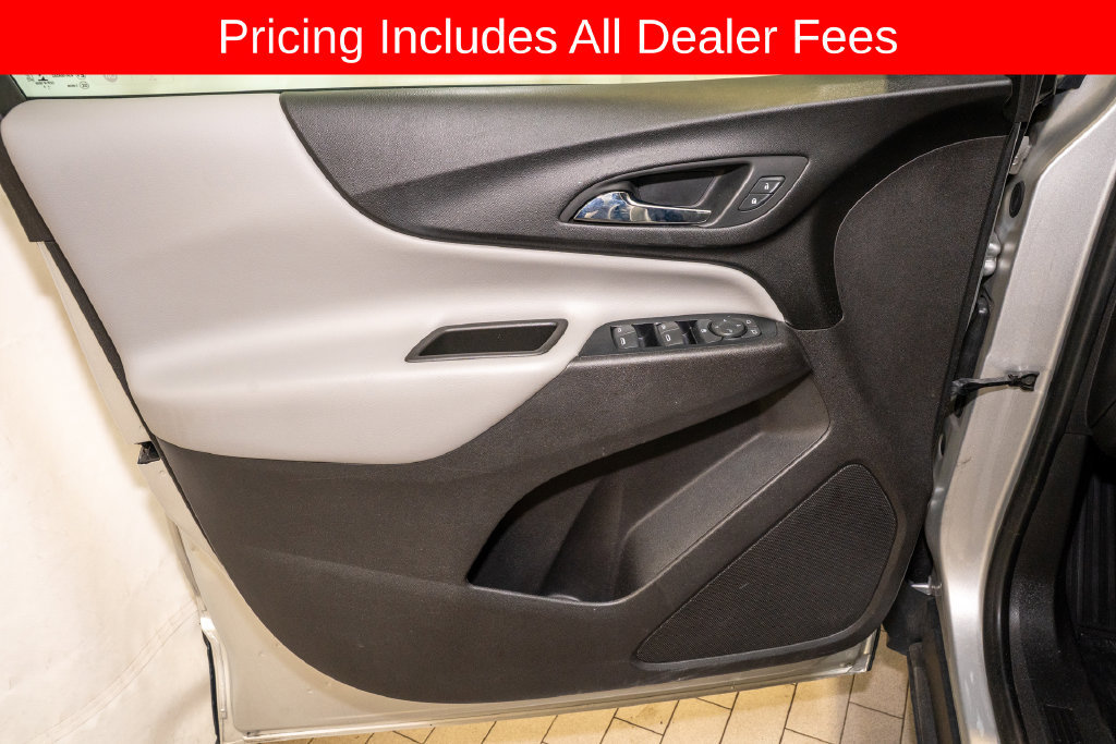 Used 2020 Chevrolet Equinox LS FWD image 11
