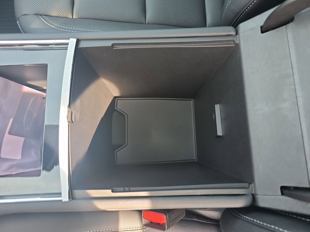 New 2026 Chevrolet Traverse LT w/ Sun and Wheel Package image 28