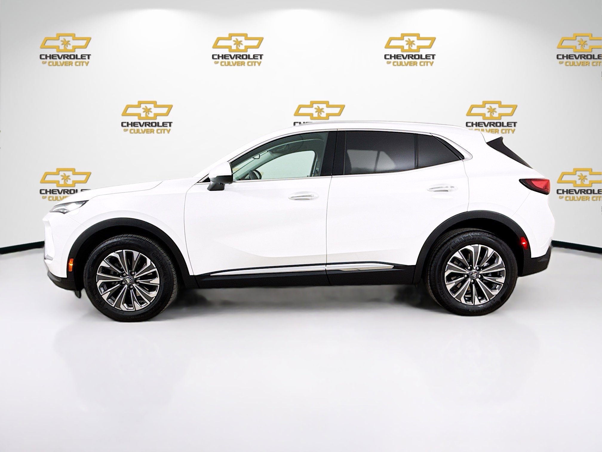 Used 2025 Buick Envision Preferred image 4