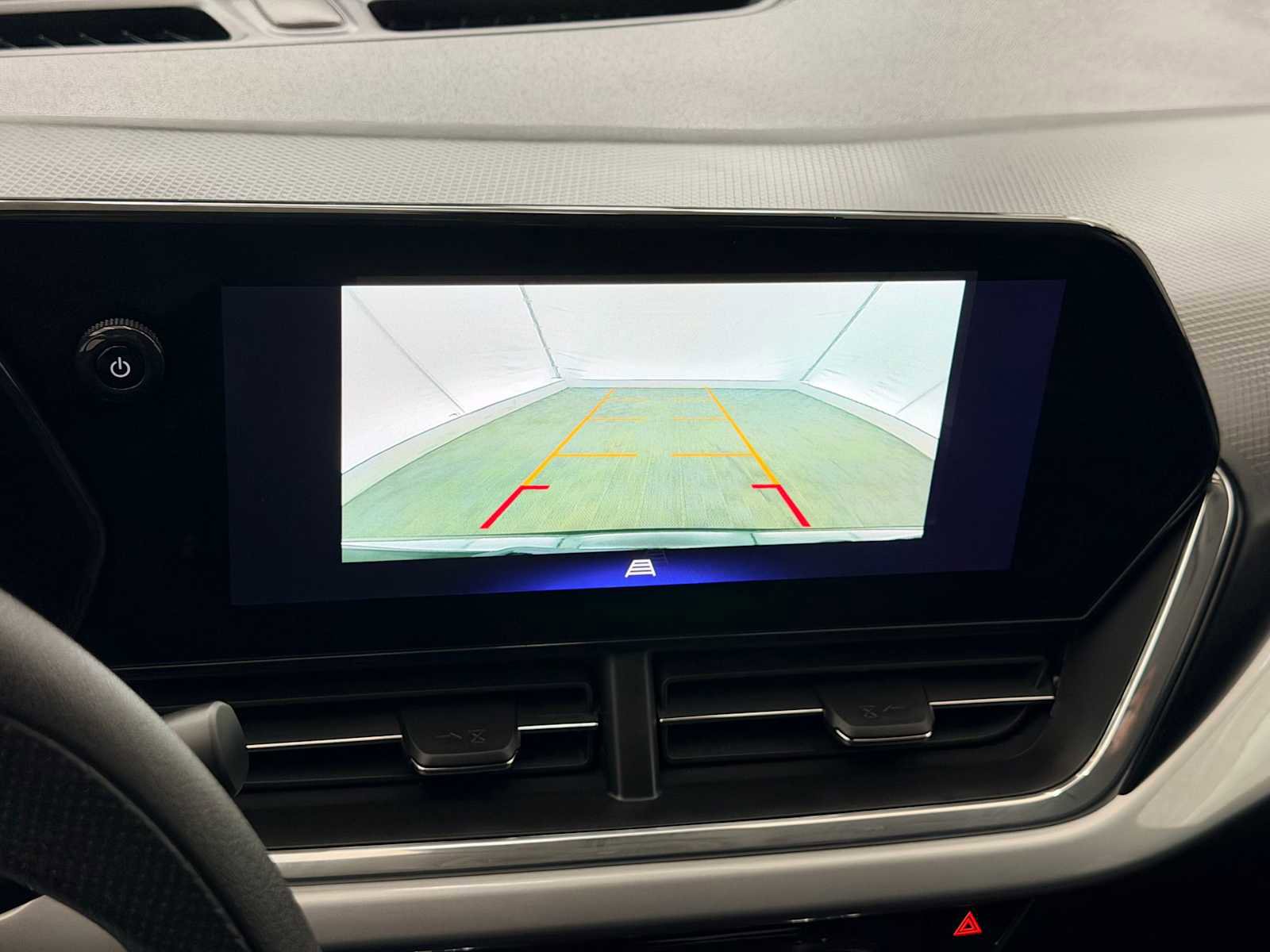 Used 2024 Chevrolet Trax LT image 29