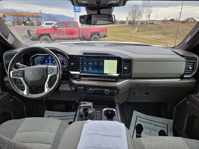 Used 2023 Chevrolet Silverado 1500 RST image 3