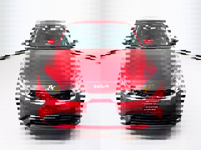 Certified 2023 Kia Forte LXS image 2