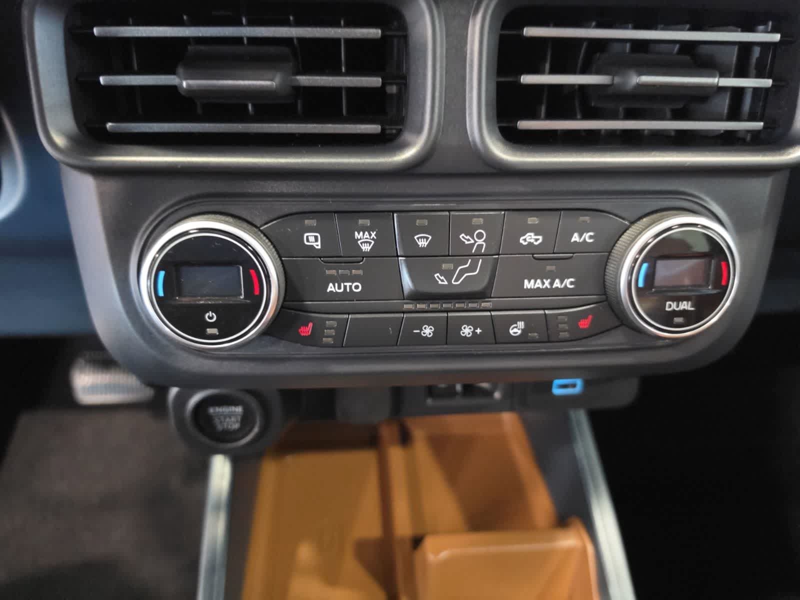 Used 2022 Ford Maverick Lariat w/ Lariat Luxury Package AWD/4WD image 28