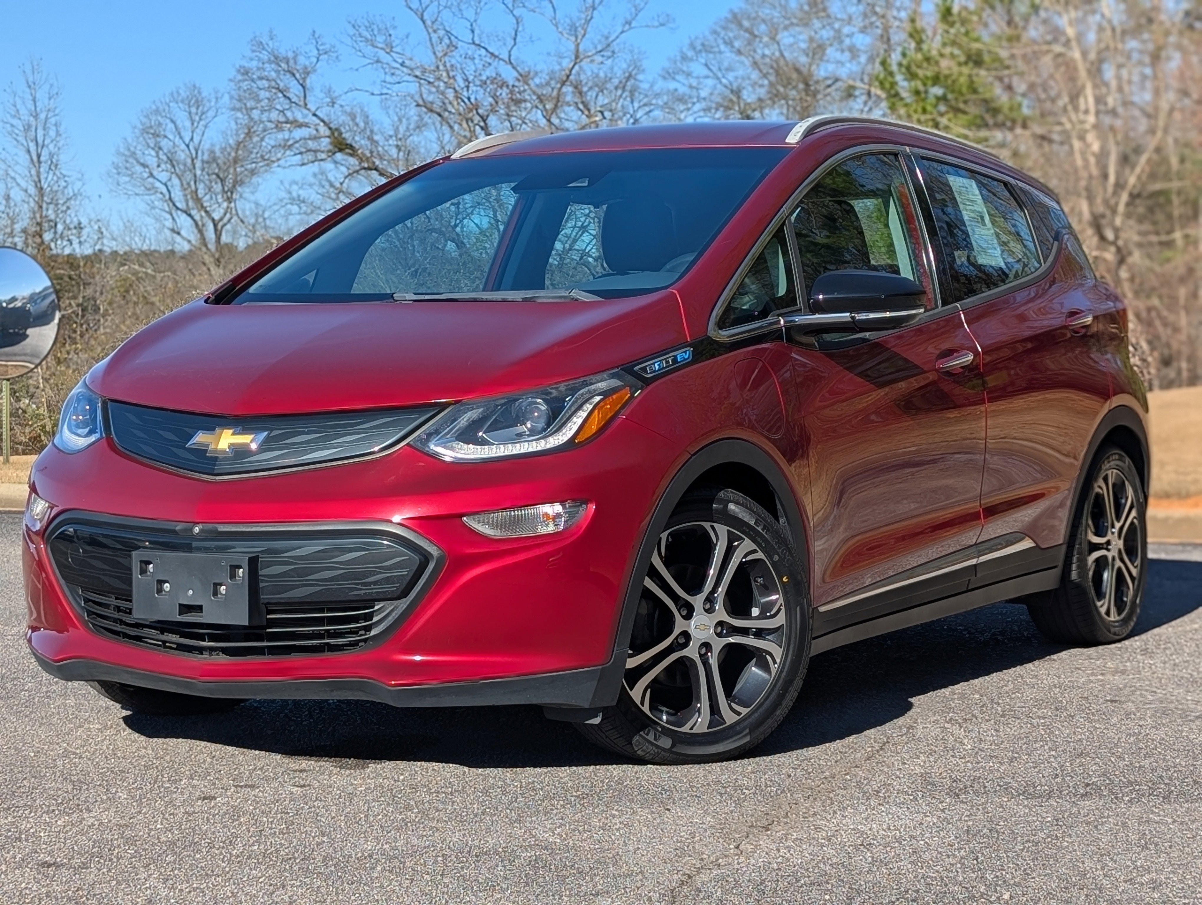 Used 2017 Chevrolet Bolt Premier w/ Driver Confidence II Package image 4