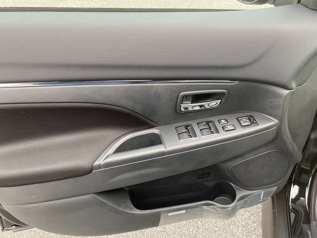 New 2025 Mitsubishi Outlander Sport AWD image 11