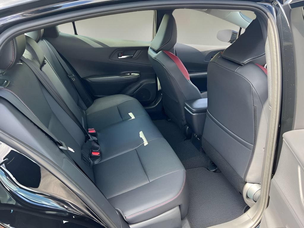 New 2026 Toyota Prius Plug-In Hybrid FWD image 15