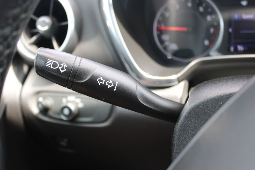 Used 2020 Chevrolet Blazer LT image 37