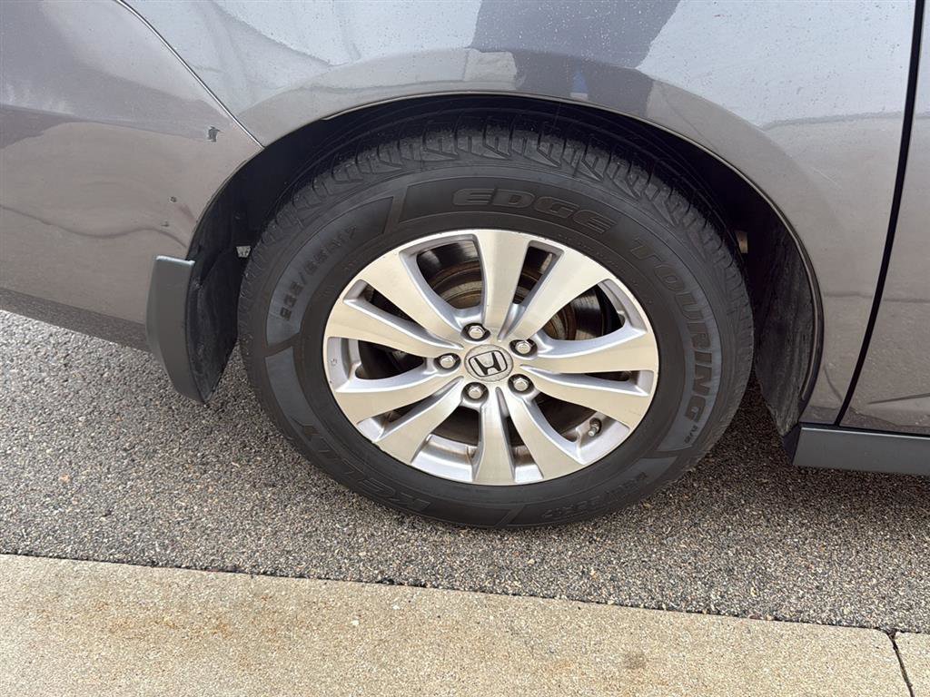 Used 2014 Honda Odyssey EX-L image 16