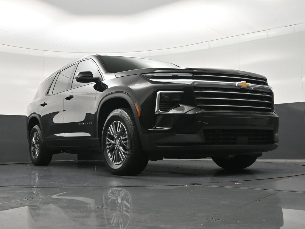 Used 2026 Chevrolet Traverse LT FWD image 35