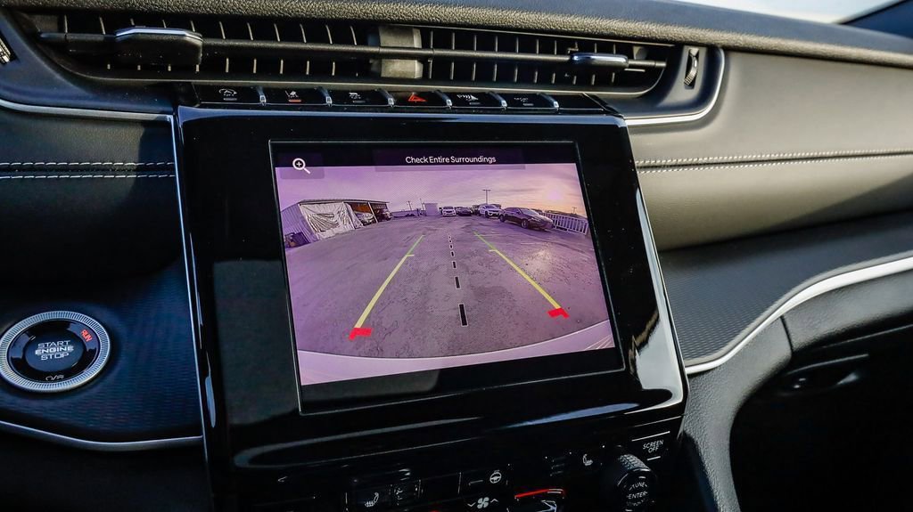 New 2025 Jeep Grand Cherokee Altitude image 25