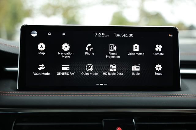 New 2025 Genesis G70 2.5T w/ Sport Prestige Package image 34