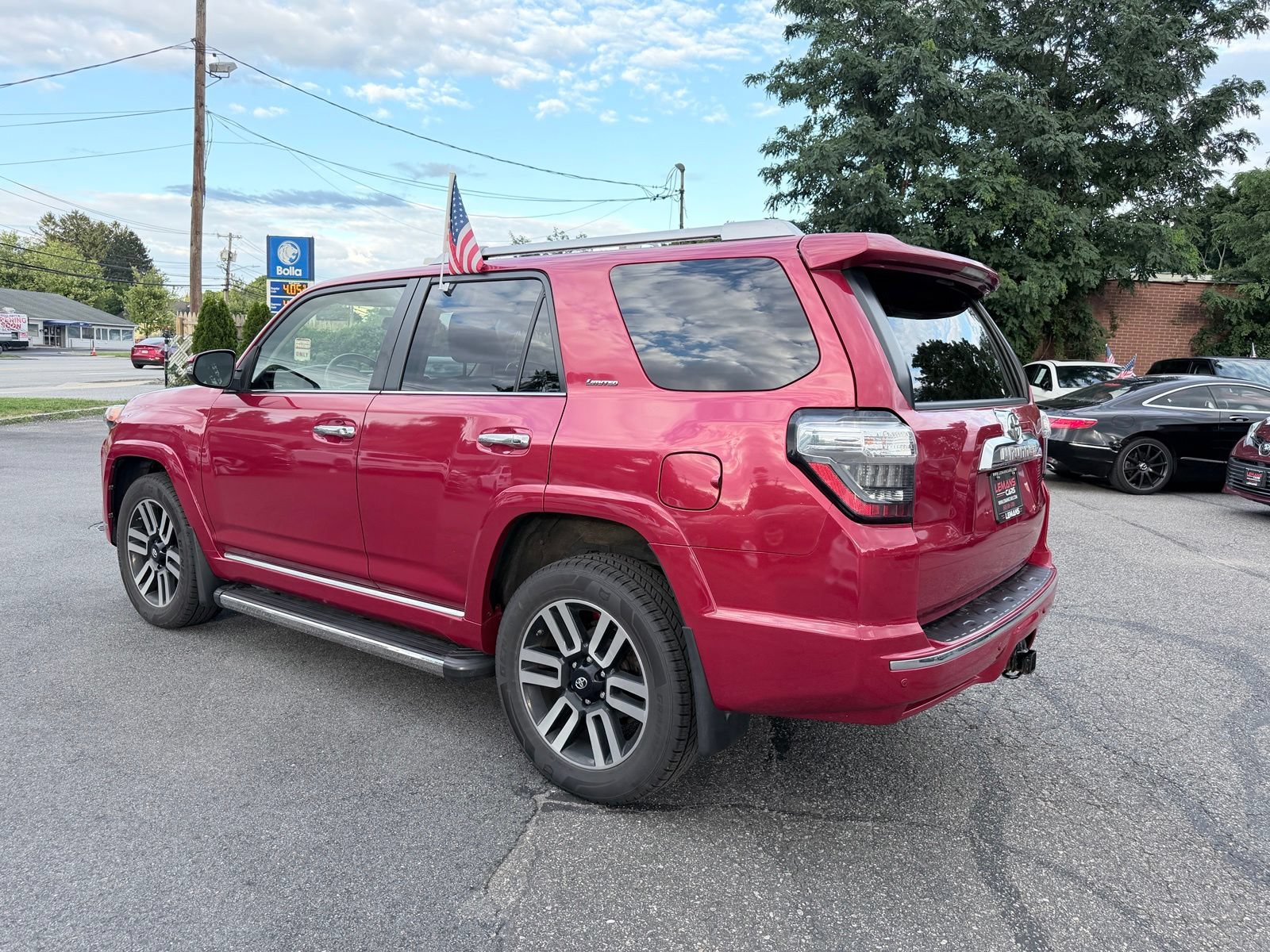Used 2017 Toyota 4Runner Limited AWD/4WD image 32