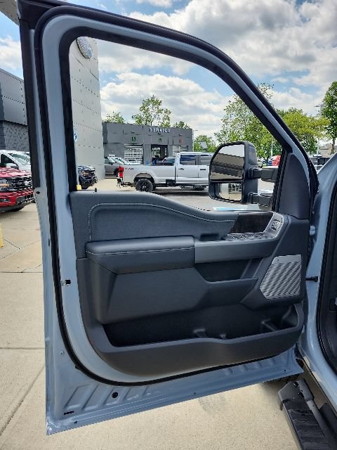 New 2026 Ford F350 Lariat w/ Black Appearance Package AWD/4WD image 40